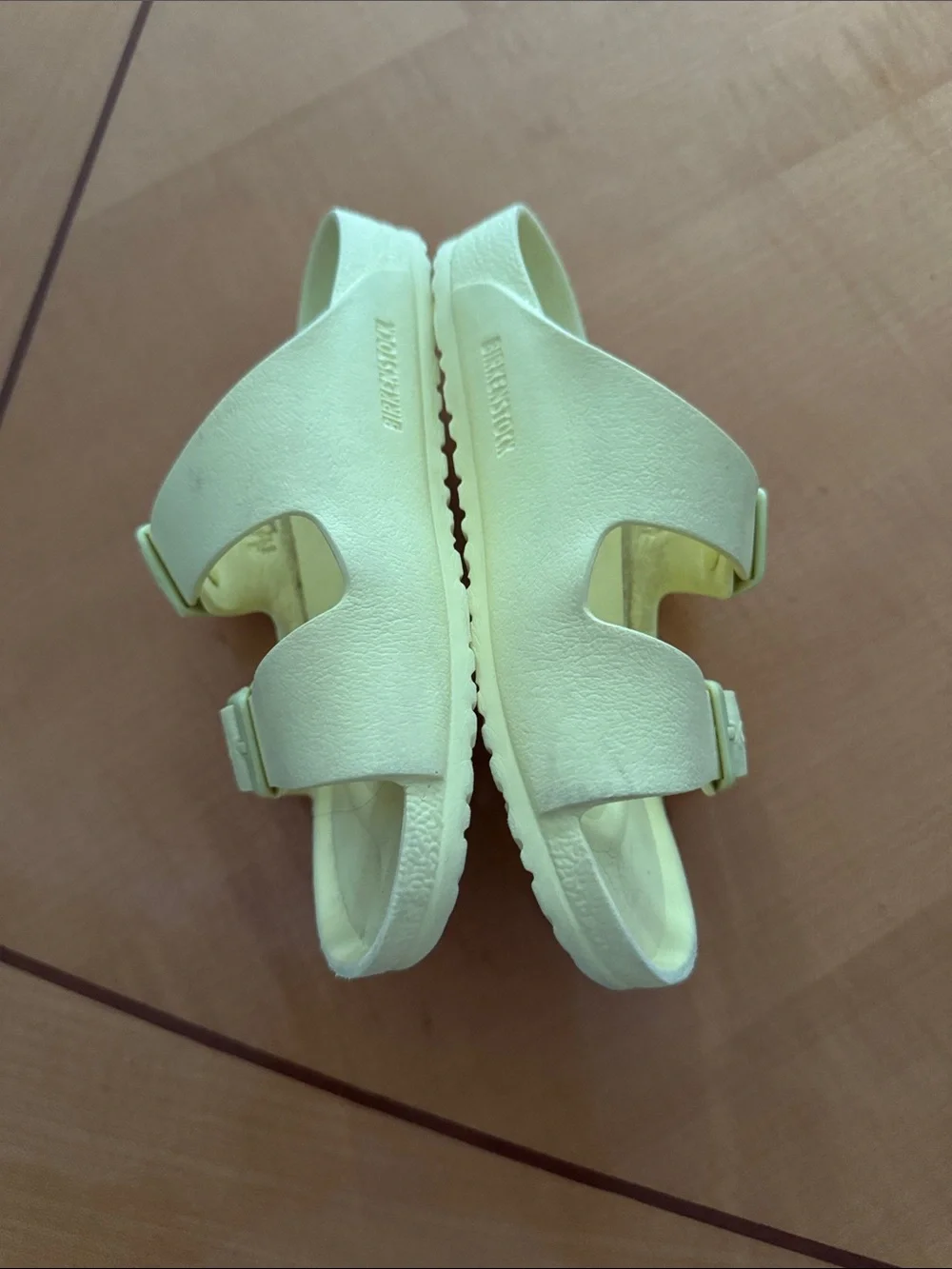 Birkenstock  Kids Double-Buckle Slide Sandals in Pale Yellow size 31
